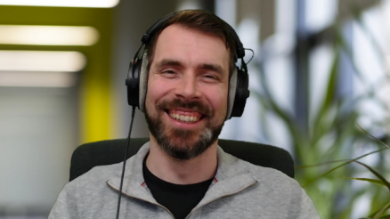 Timm startet als Netzwerkadmin neu durch.